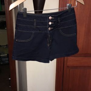 3 button shorts